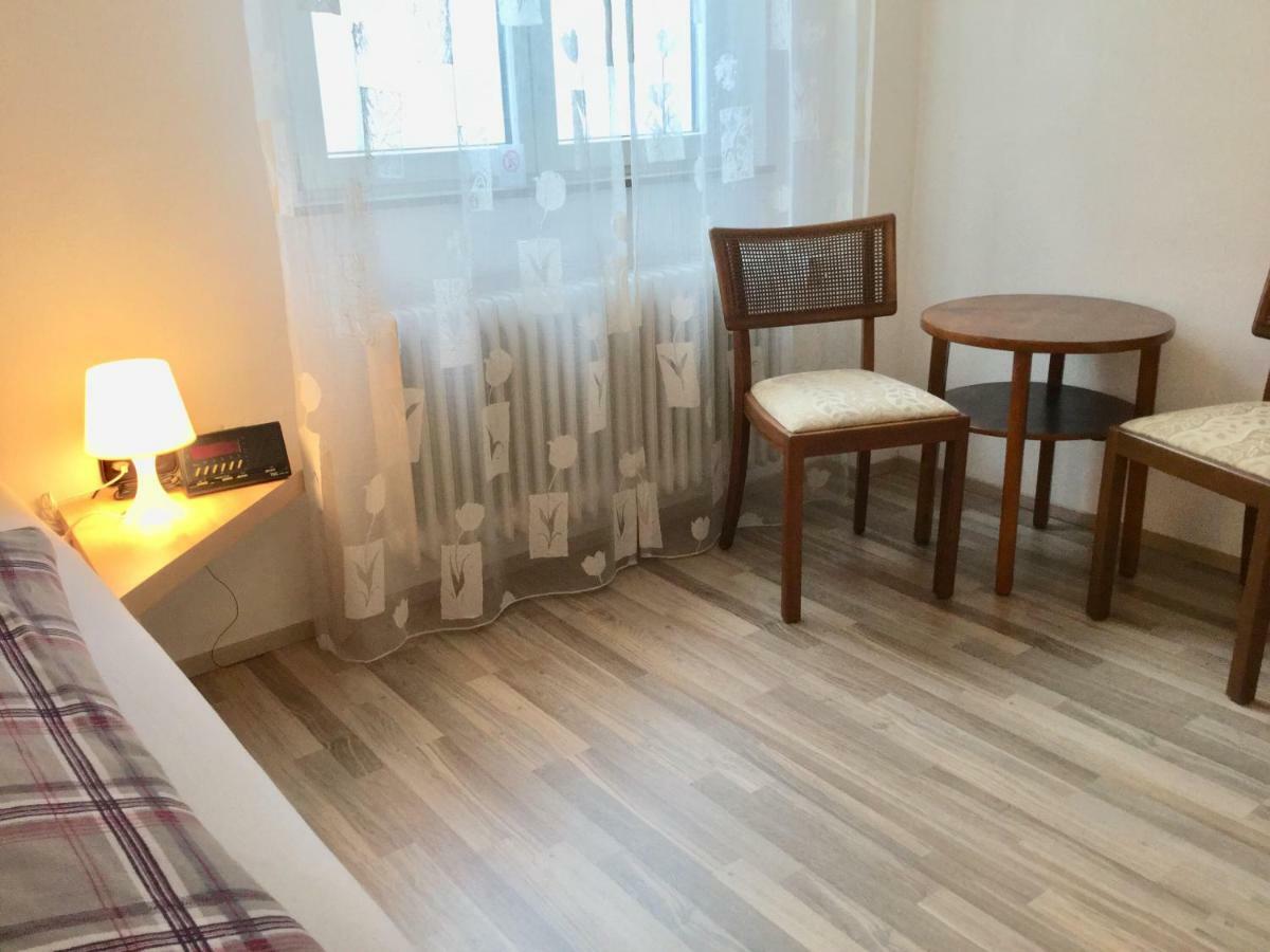Gaestehaus Kaiser โอสต์ฟิลเดิร์น ภายนอก รูปภาพ